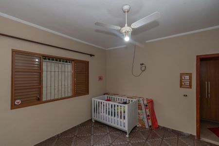 Casa à venda com 281m², 2 quartos e 2 vagasSuite 