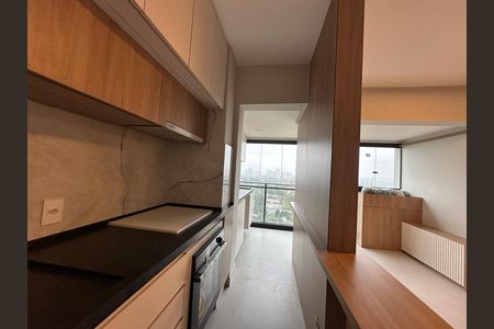 Cozinha de apartamento para alugar com 2 quartos, 65m² em Tamboré, Barueri