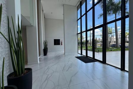 Hall de entrada de apartamento para alugar com 2 quartos, 65m² em Tamboré, Barueri