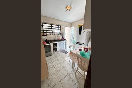 Casa à venda com 125m², 2 quartos e 1 vaga
