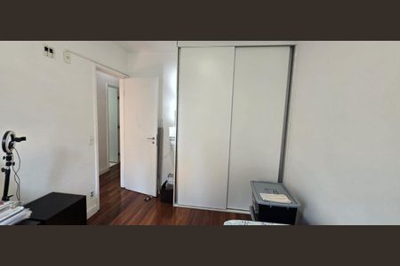 Casa de Condomínio para alugar com 3 quartos, 95m² em Jardim Umuarama, São Paulo