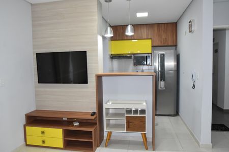 sala vista para cozinha de apartamento para alugar com 2 quartos, 60m² em Medeiros, Jundiaí