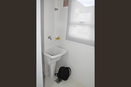 Apartamento para alugar com 60m², 2 quartos e 1 vaga Apartamento para alugar com 60m², 2 quartos e 1 vagaarea servico