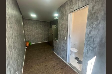 Quarto de kitnet/studio para alugar com 1 quarto, 25m² em Quintino Bocaiúva, Rio de Janeiro