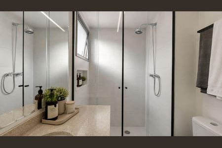 Banheiro de apartamento à venda com 3 quartos, 114m² em Jardim Prudência, São Paulo