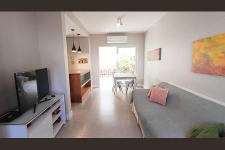 Casa de Condomínio à venda com 3 quartos, 95m² em Jardim Umuarama, São Paulo