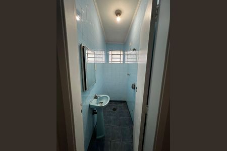 Casa para alugar com 220m², 3 quartos e 4 vagasBanheiro