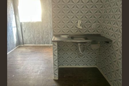 Cozinha de kitnet/studio para alugar com 1 quarto, 25m² em Quintino Bocaiúva, Rio de Janeiro
