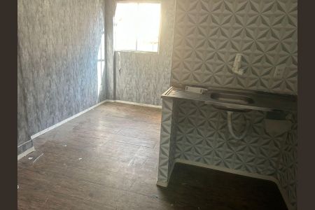 Cozinha de kitnet/studio para alugar com 1 quarto, 25m² em Quintino Bocaiúva, Rio de Janeiro