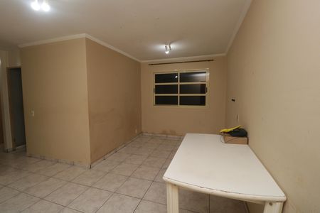 Sala de apartamento para alugar com 2 quartos, 56m² em Jardim Santo André, Santo André