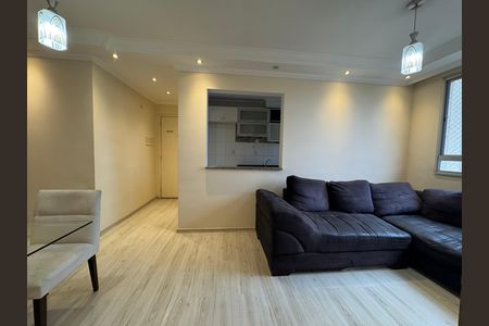 Sala de apartamento para alugar com 2 quartos, 55m² em Jardim Roberto, Osasco