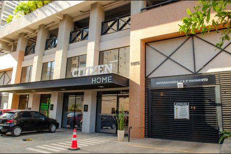 Apartamento à venda com 44m², 1 quarto e 1 vagaFachada e portaria