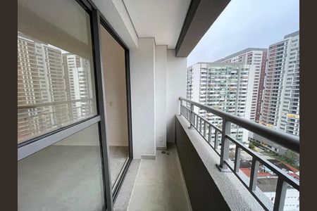 Varanda de kitnet/studio à venda com 1 quarto, 22m² em Butantã, São Paulo