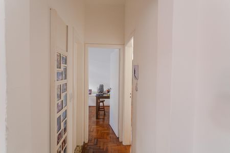 Corredor de apartamento à venda com 2 quartos, 75m² em Cruzeiro, Belo Horizonte