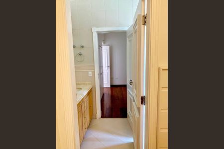 Casa de condomínio à venda com 347m², 4 quartos e 4 vagas Casa de condomínio à venda com 347m², 4 quartos e 4 vagasFoto 14