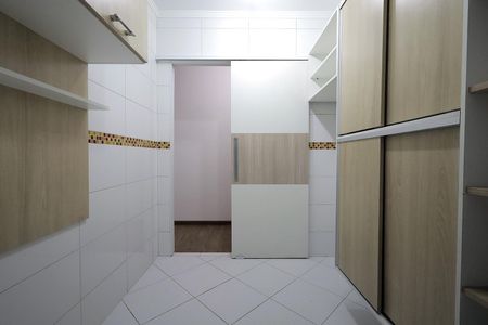Apartamento à venda com 64m², 2 quartos e 1 vaga Apartamento à venda com 64m², 2 quartos e 1 vagaCozinha