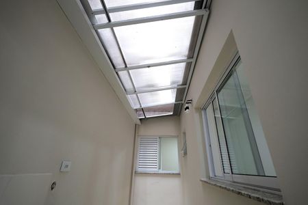 Apartamento à venda com 64m², 2 quartos e 1 vaga Apartamento à venda com 64m², 2 quartos e 1 vagaÁrea de Serviço