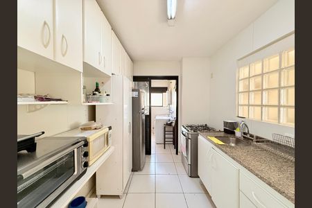 Apartamento à venda com 87m², 3 quartos e 2 vagas Apartamento à venda com 87m², 3 quartos e 2 vagasCozinha