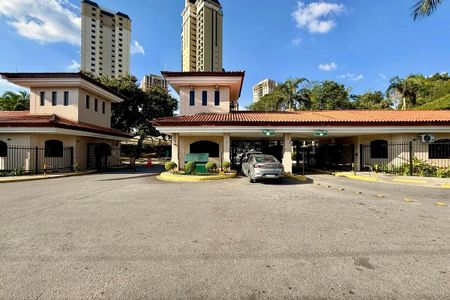 Apartamento à venda com 87m², 3 quartos e 2 vagas Apartamento à venda com 87m², 3 quartos e 2 vagasFachada Condomínio
