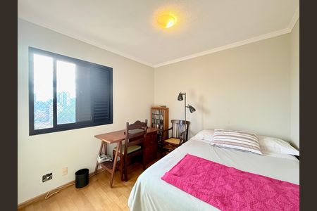 Apartamento à venda com 87m², 3 quartos e 2 vagas Apartamento à venda com 87m², 3 quartos e 2 vagasQuarto 2