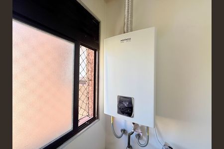 Apartamento à venda com 87m², 3 quartos e 2 vagas Apartamento à venda com 87m², 3 quartos e 2 vagasÁrea de Serviço