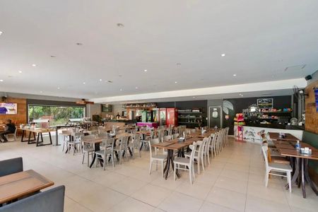 Apartamento à venda com 87m², 3 quartos e 2 vagas Apartamento à venda com 87m², 3 quartos e 2 vagasRestaurante