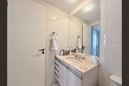 Apartamento à venda com 87m², 3 quartos e 2 vagas Apartamento à venda com 87m², 3 quartos e 2 vagasBanheiro Suíte