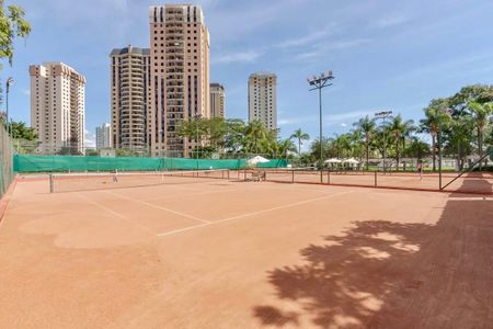 Apartamento à venda com 87m², 3 quartos e 2 vagas Apartamento à venda com 87m², 3 quartos e 2 vagasQuadra