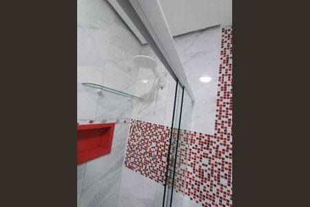 Casa de condomínio para alugar com 160m², 3 quartos e 6 vagasBanheiro