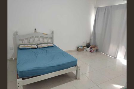 Quarto de casa de condomínio para alugar com 3 quartos, 160m² em Arsenal, São Gonçalo