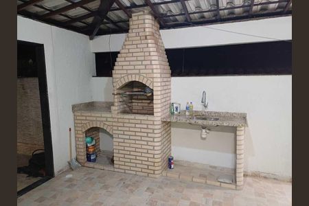 Casa de condomínio para alugar com 160m², 3 quartos e 6 vagasChurrasqueira