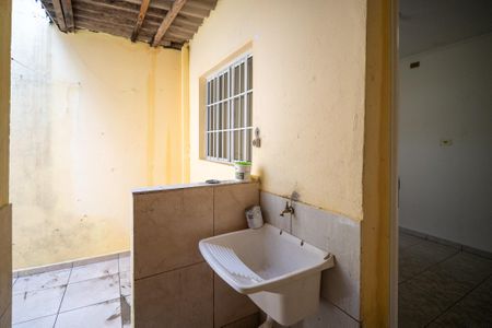 Casa para alugar com 60m², 1 quarto e sem vagaÁrea de Serviço