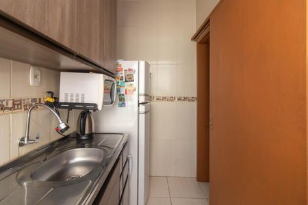 Cozinha de apartamento para alugar com 1 quarto, 40m² em Menino Deus, Porto Alegre