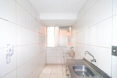 Cozinha de apartamento para alugar com 2 quartos, 62m² em São João, Porto Alegre
