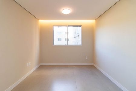 Sala de apartamento para alugar com 2 quartos, 45m² em Santa Tereza, Porto Alegre