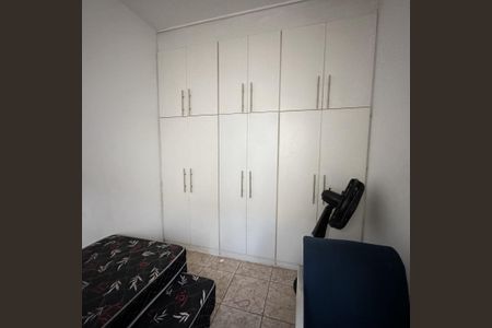 Quarto de casa para alugar com 2 quartos, 37m² em Vila Tupi, Praia Grande