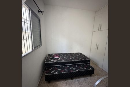 Casa para alugar com 37m², 2 quartos e 1 vagaQuarto