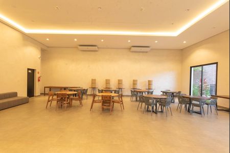 Apartamento à venda com 87m², 2 quartos e 2 vagasÁrea comum - Salão de festas