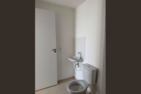 Banheiro de apartamento à venda com 2 quartos, 42m² em Várzea de Baixo, São Paulo