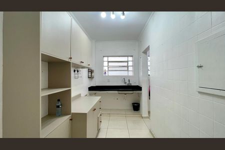 Apartamento à venda com 77m², 2 quartos e sem vaga Apartamento à venda com 77m², 2 quartos e sem vagaCozinha