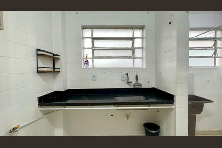Apartamento à venda com 77m², 2 quartos e sem vaga Apartamento à venda com 77m², 2 quartos e sem vagaCozinha