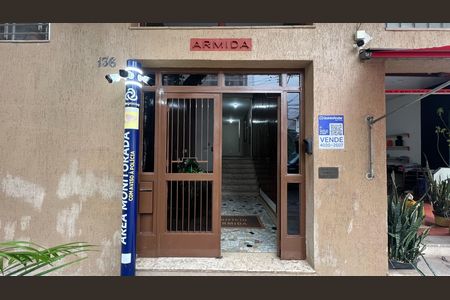 Apartamento à venda com 77m², 2 quartos e sem vaga Apartamento à venda com 77m², 2 quartos e sem vagaFachada