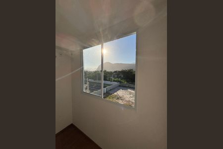 Quarto de apartamento para alugar com 2 quartos, 46m² em Recreio dos Bandeirantes, Rio de Janeiro