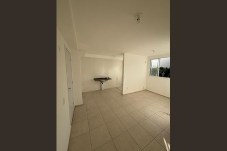 Sala de apartamento para alugar com 2 quartos, 46m² em Recreio dos Bandeirantes, Rio de Janeiro
