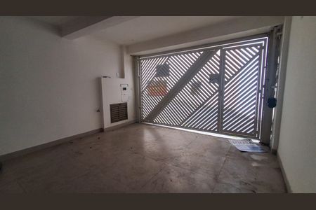 Garagem de casa à venda com 3 quartos, 150m² em Santa Maria, São Caetano do Sul