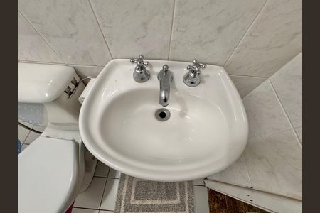 Apartamento para alugar com 105m², 4 quartos e 2 vagas Apartamento para alugar com 105m², 4 quartos e 2 vagas Banheiro Social 2