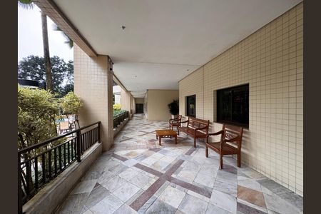 Apartamento para alugar com 105m², 4 quartos e 2 vagas Apartamento para alugar com 105m², 4 quartos e 2 vagasÁrea comum