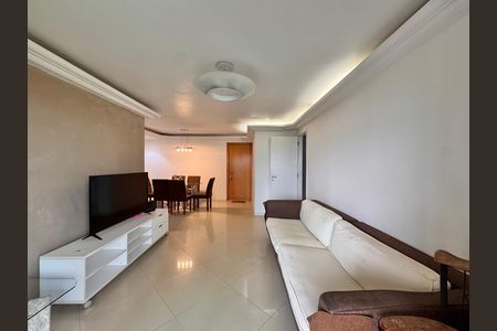 Apartamento para alugar com 105m², 4 quartos e 2 vagas Apartamento para alugar com 105m², 4 quartos e 2 vagasSala