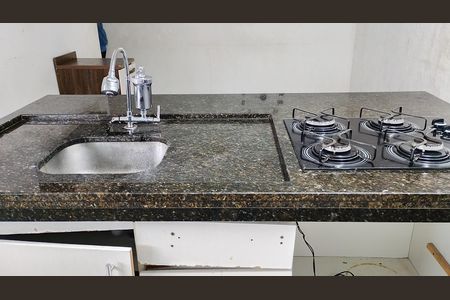 Casa para alugar com 50m², 2 quartos e 1 vagaCozinha 