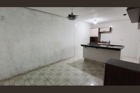 Sala de jantar  de casa para alugar com 2 quartos, 50m² em Jardim São Bernadino, Suzano